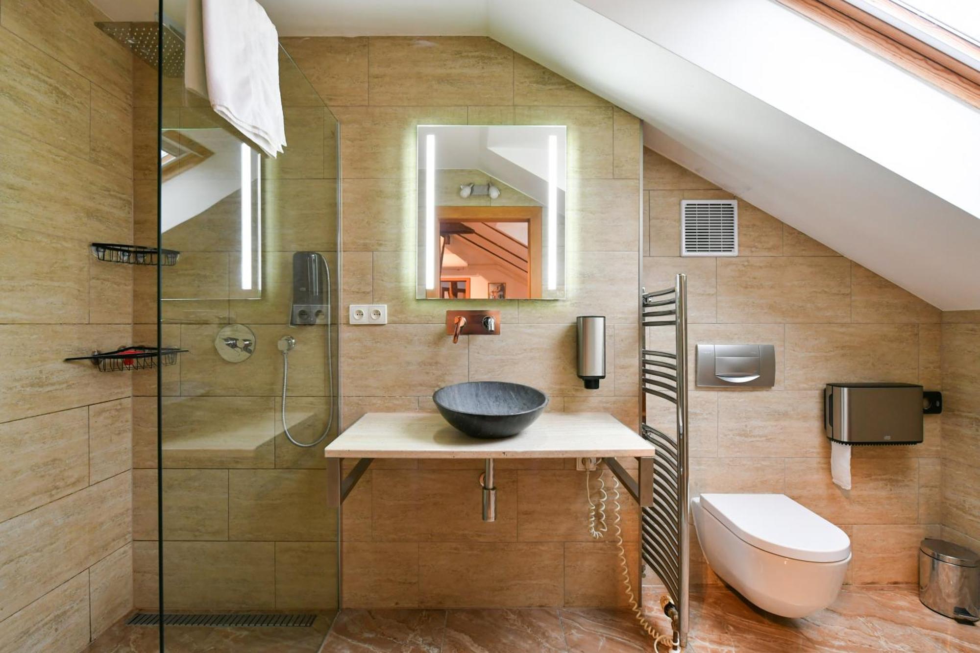 Amazing Charles Bridge Apartment Praga Exterior foto